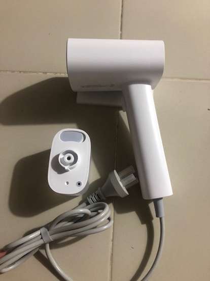 Bàn là hơi nước cầm tay Xiaomi Zanjia GT-306LW - Công nghệ SteamPlus 1200W, làm phẳng nhanh chóng, tiện dụng cho du lịch và công việc.