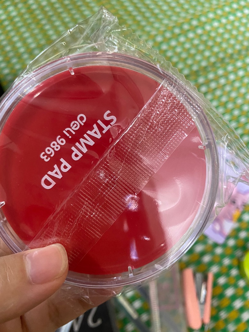 Khay Mực Đỏ Đóng Dấu Deli E9863 - Chất Lượng Cao, Dùng Cho Văn Phòng, Mực Khô Nhanh, In Dấu Rõ Ràng, Hàng Chính Hãng