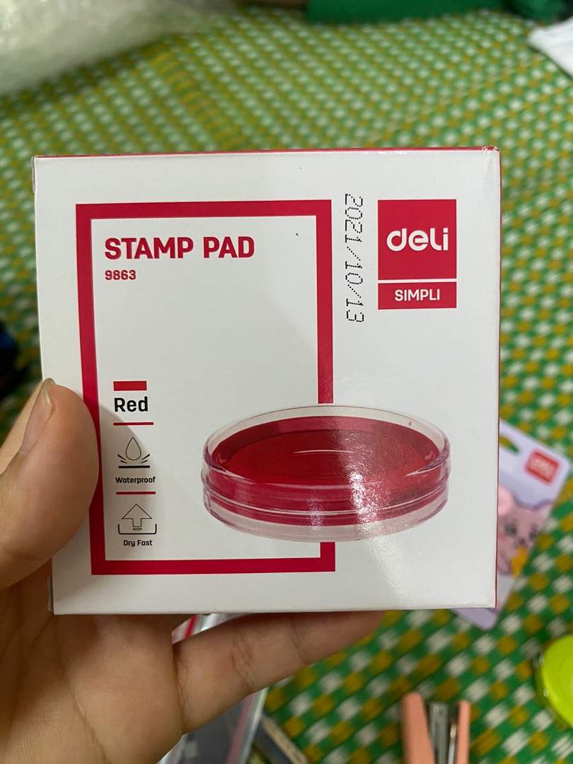 Khay Mực Đỏ Đóng Dấu Deli E9863 - Chất Lượng Cao, Dùng Cho Văn Phòng, Mực Khô Nhanh, In Dấu Rõ Ràng, Hàng Chính Hãng