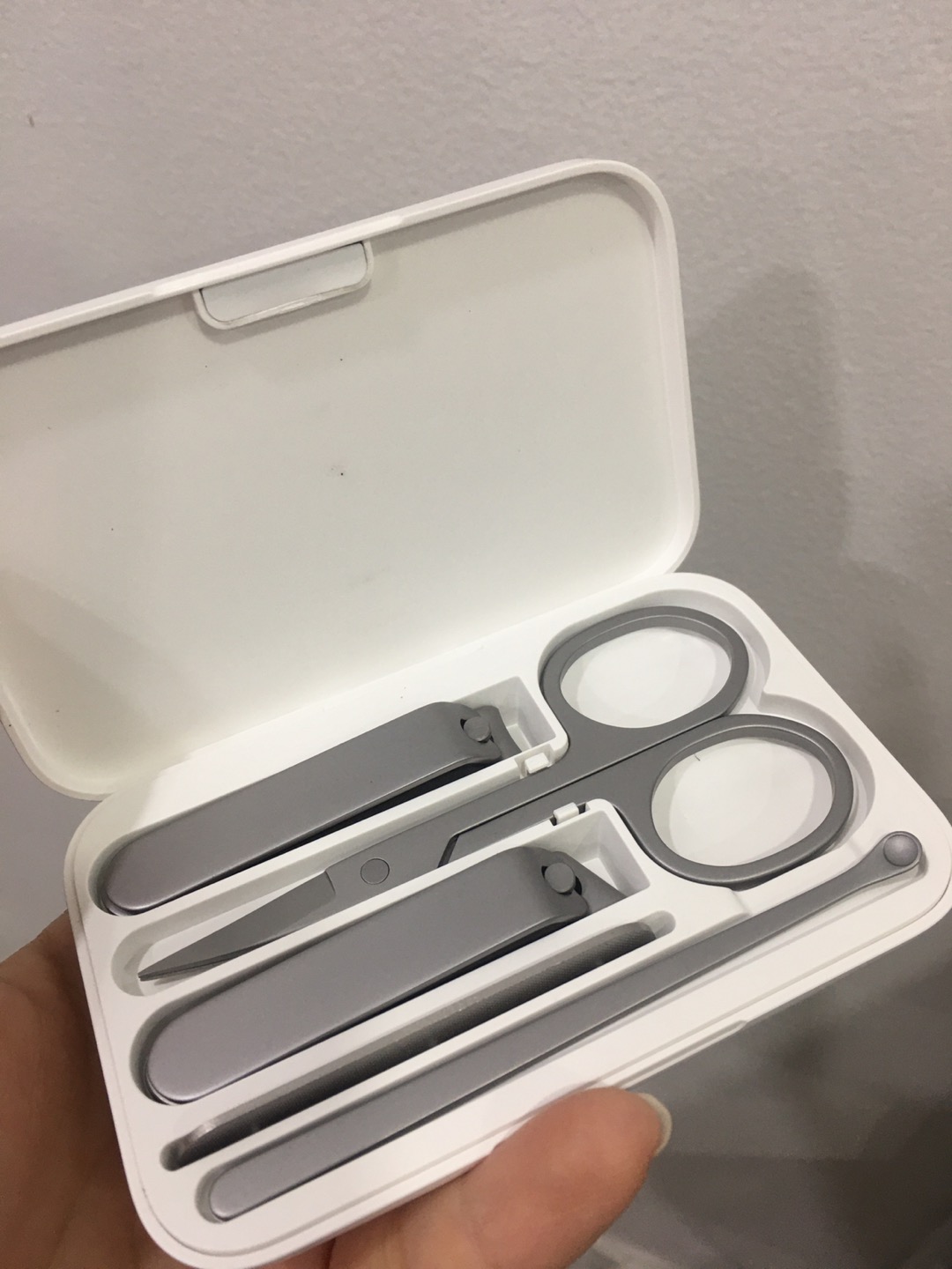 Bộ Dụng Cụ Chăm Sóc Móng Tay 5 Món Xiaomi - Kìm Bấm, Kéo Cắt, Dũa, Cây Lấy Rác Tai - Thiết Kế Nhỏ Gọn, Sang Trọng