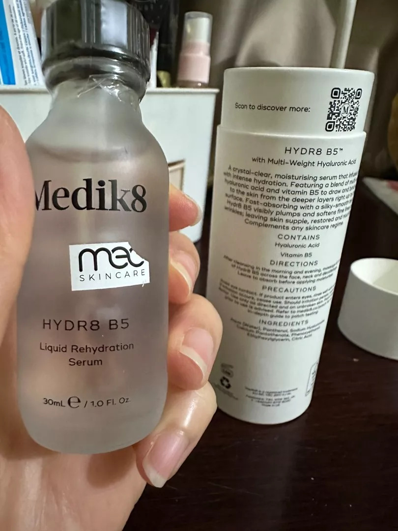 Serum Medik8 Hydr8 B5 30ml - Cấp ẩm và phục hồi da chuyên sâu, không dầu, phù hợp cho mọi loại da, an toàn cho da nhạy cảm