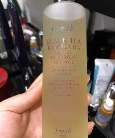 Nước thần dưỡng da Fresh Black Tea Kombucha Facial Treatment 150ml - Chống Oxy Hóa, Dưỡng Sáng, Ngừa Mụn, Giúp Da Mịn Màng, Khỏe Mạnh