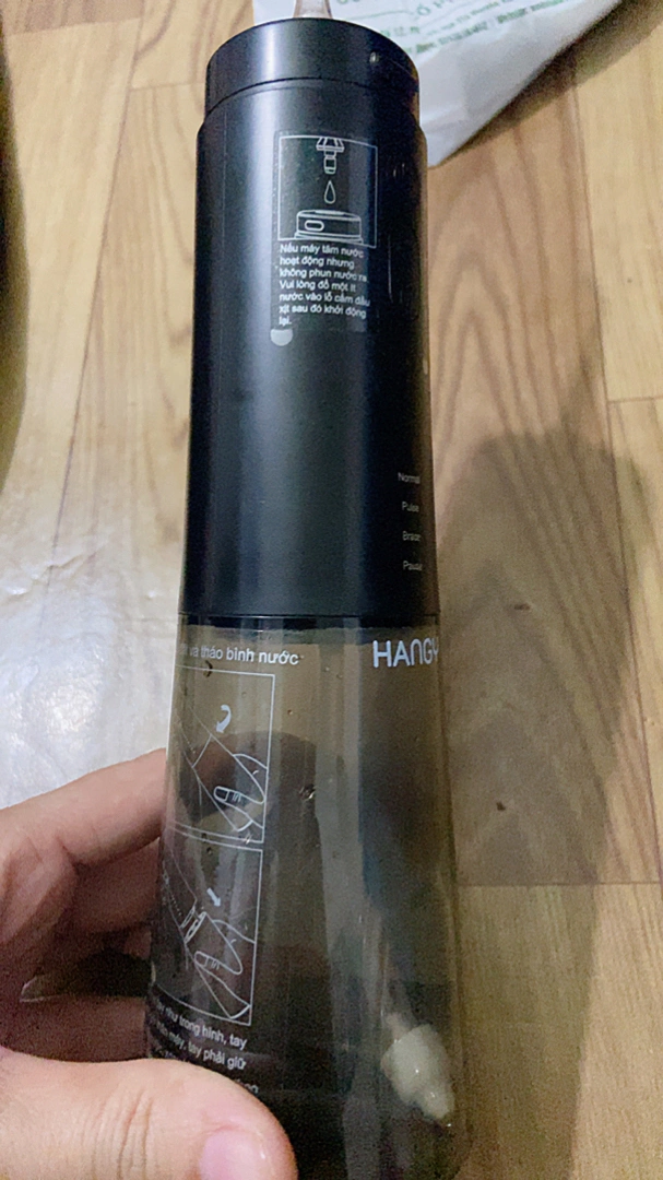 Máy tăm nước HANGY HG23 - Đầu xoay 360 độ, 4 chế độ, 6 mức áp suất, giúp làm sạch răng miệng hiệu quả, bền bỉ và tiện lợi.