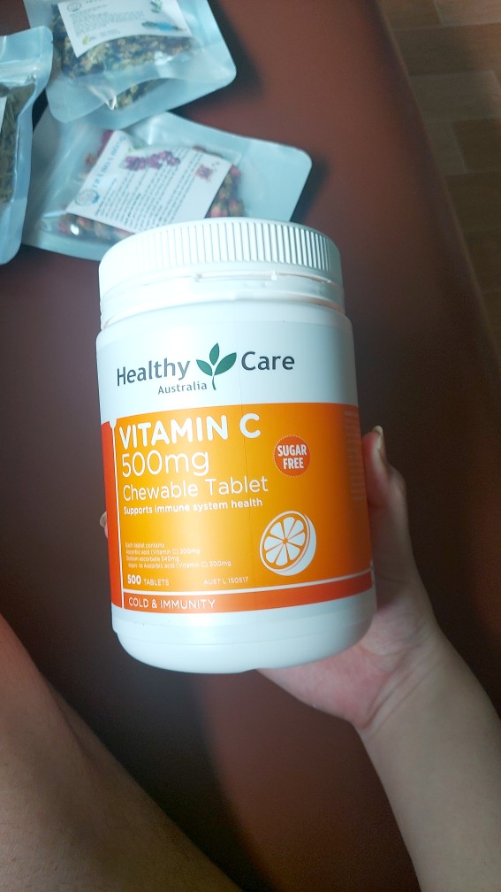 Viên nhai vitamin C Healthy Care của Úc 500mg - Bổ sung Vitamin C thiên nhiên, tăng cường sức đề kháng và làm đẹp da cho trẻ em và người lớn.
