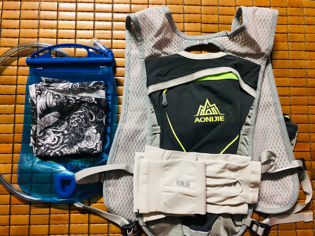 Balo Thể Thao Đeo Bụng Aonijie E885 Kèm Vest Nước 1.5L - Chất Liệu Nylon Chống Nước, Phản Quang An Toàn Khi Tập Gym, Chạy Bộ