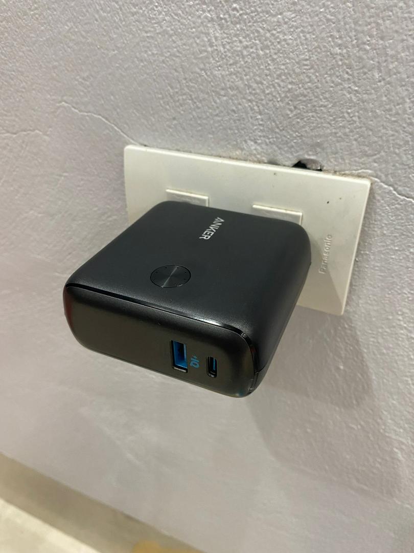 Pin sạc dự phòng Anker A1623 10000mAh kiêm củ sạc nhanh PD 20W - Thiết kế gọn nhẹ, sạc nhanh mọi thiết bị, tiện dụng cho du lịch
