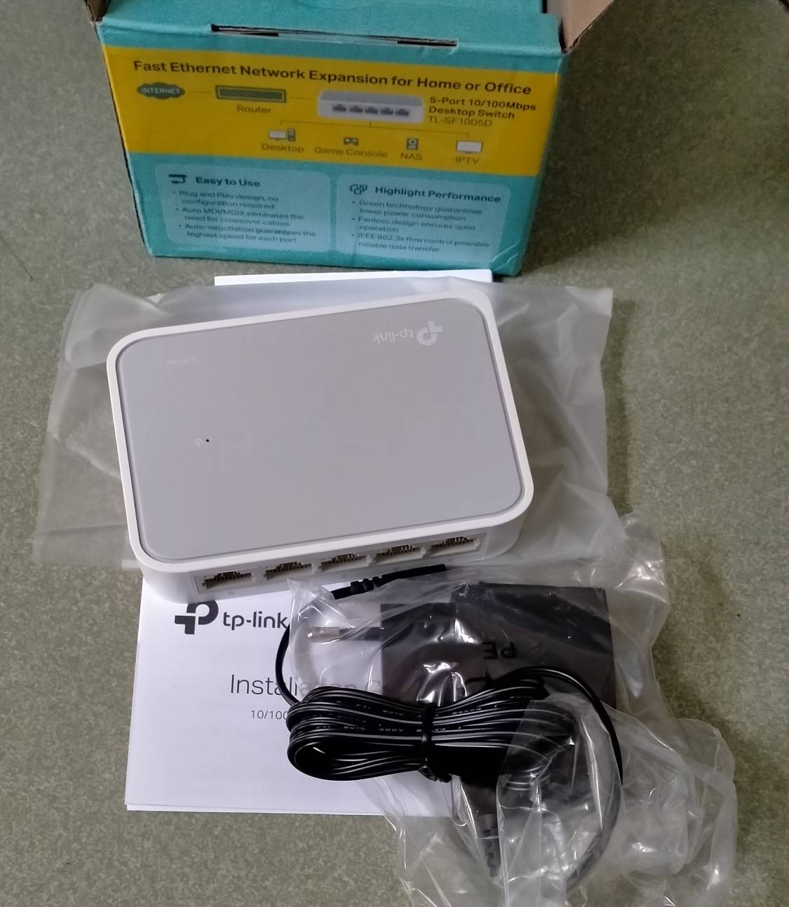 Bộ Chia Tín Hiệu Để Bàn TP-Link TL-SF1005D - 5 Cổng Ethernet 10/100Mbps Nhỏ Gọn, Dễ Dàng Kết Nối Mạng