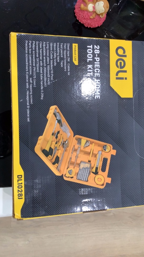 Bộ Dụng Cụ Sửa Đồ Gia Dụng 28 Chi Tiết Deli EDL1028J - Bộ Công Cụ Đa Năng Thoải Mái Cho Mọi Gia Đình, Tiện Lợi Và Dễ Dàng Mang Đi