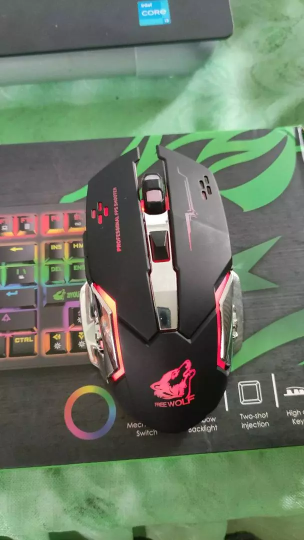 Chuột Không Dây Freewolf X8 Pro 2.4GHz - LED RGB 7 Màu, Cảm Biến Quang Học Hero, Kết Nối 10m, Pin Sạc, Phù Hợp Với Game Thủ