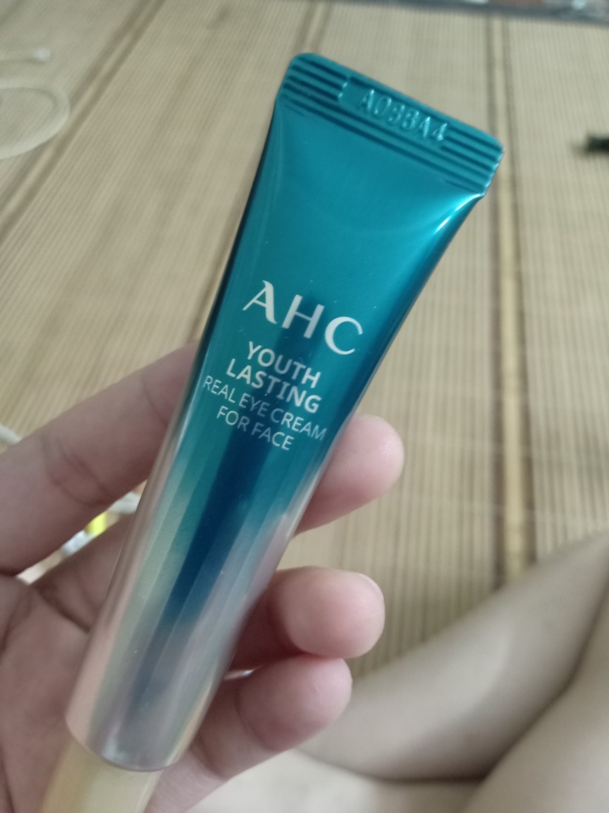 Kem mắt AHC Youth Lasting Real Eye Cream 30ml - Giảm thâm quầng, cải thiện nhăn vùng mắt, chống lão hóa da hiệu quả, mẫu mới từ Hàn Quốc