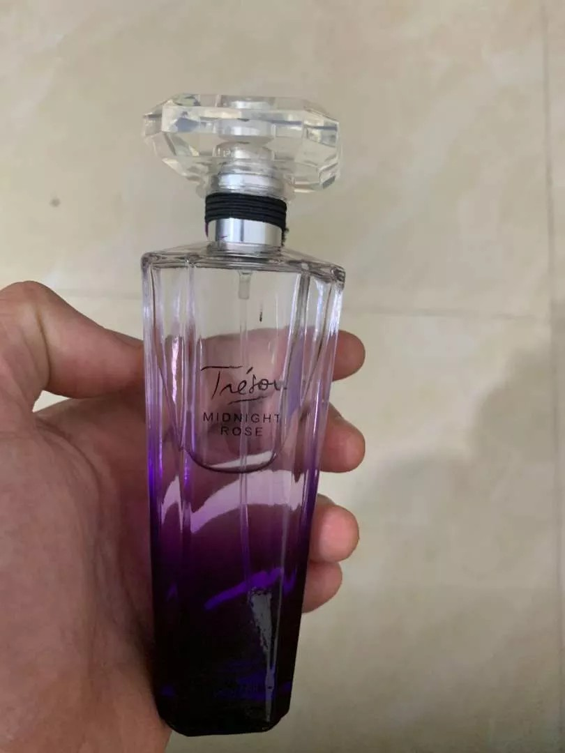 Nước Hoa Nữ Lancome Tresor Midnight Rose Eau De Parfum 50ml - Hương Thơm Lãng Mạn, Quyến Rũ, Phù Hợp Cho Buổi Tối, Sự Kiện Đặc Biệt
