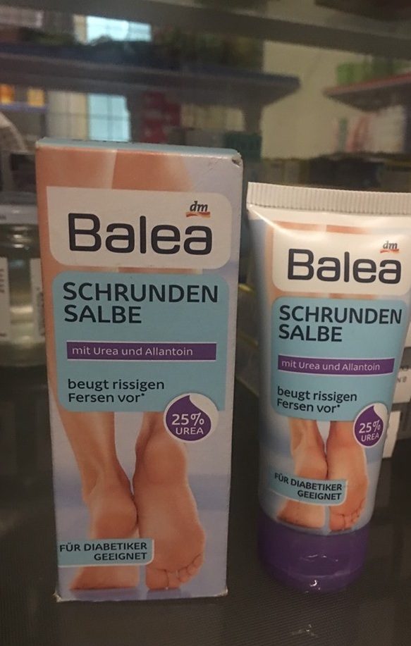 Kem Dưỡng Da Gót Chân Nứt Nẻ Balea Schrundensalbe 50ml - Hỗ Trợ Tái Tạo Da Mềm Mại, Giảm Nứt Nẻ, Chăm Sóc Chân Tổn Thương