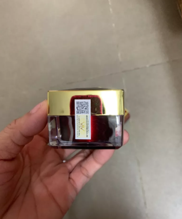 Cao mụn sâm đỏ 36 vị giúp dưỡng da sạch mụn trắng hồng