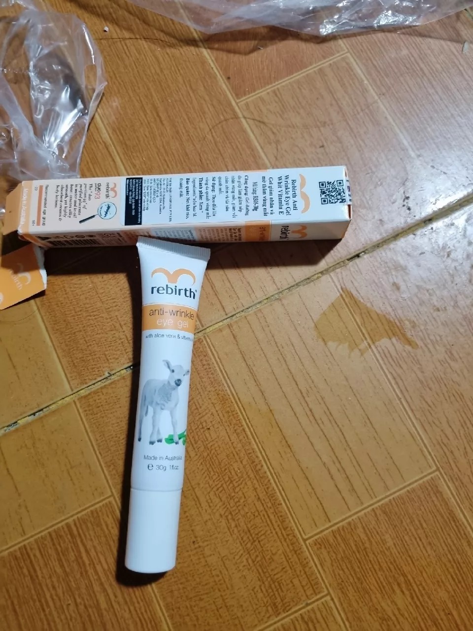 Gel Dưỡng Mắt Rebirth Anti Wrinkle - Cải Thiện Nếp Nhăn & Quầng Thâm Với Chiết Xuất Lô Hội & Vitamin E - Sản Phẩm Dành Cho Da Nhạy Cảm