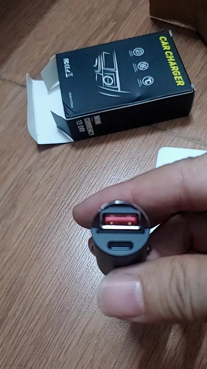Tẩu Sạc Nhanh MITARY MTR0011 - Sạc 90W Ô Tô, Vỏ Kim Loại Siêu Nhỏ, 2 Cổng Type C & USB, Taxi và Du Lịch