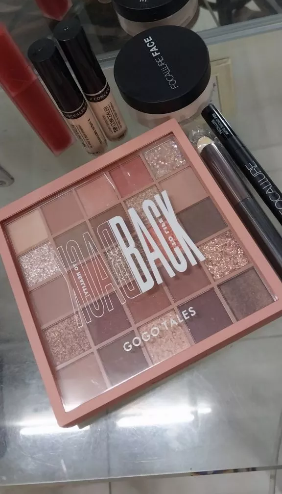 Bảng Phấn Mắt 25 Ô Gogo Tales Eyeshadow - Màu Lì và Nhũ Đa Dạng, Dễ Phối, Trang Điểm Đẹp Mỗi Ngày