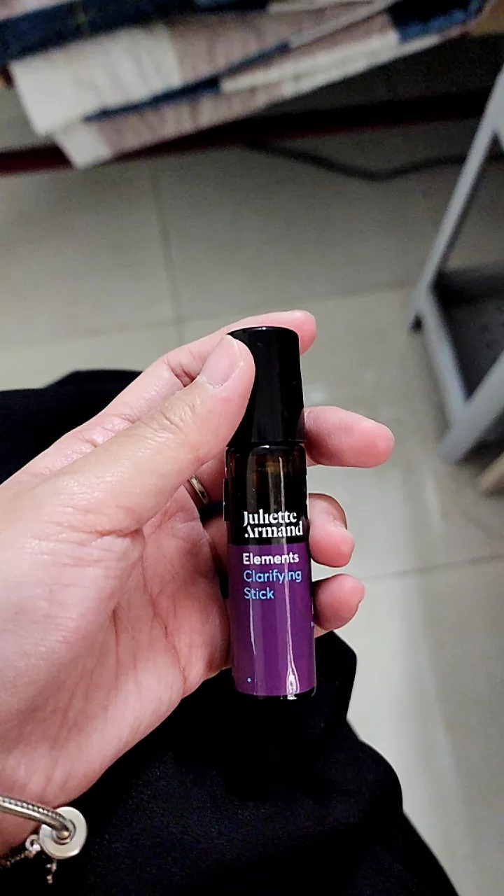 Chấm Mụn Juliette Armand Clarifying Stick - Giảm Mụn Sưng Viêm, Làm Khô Cồi Mụn, Dưỡng Ẩm Da, 8ml
