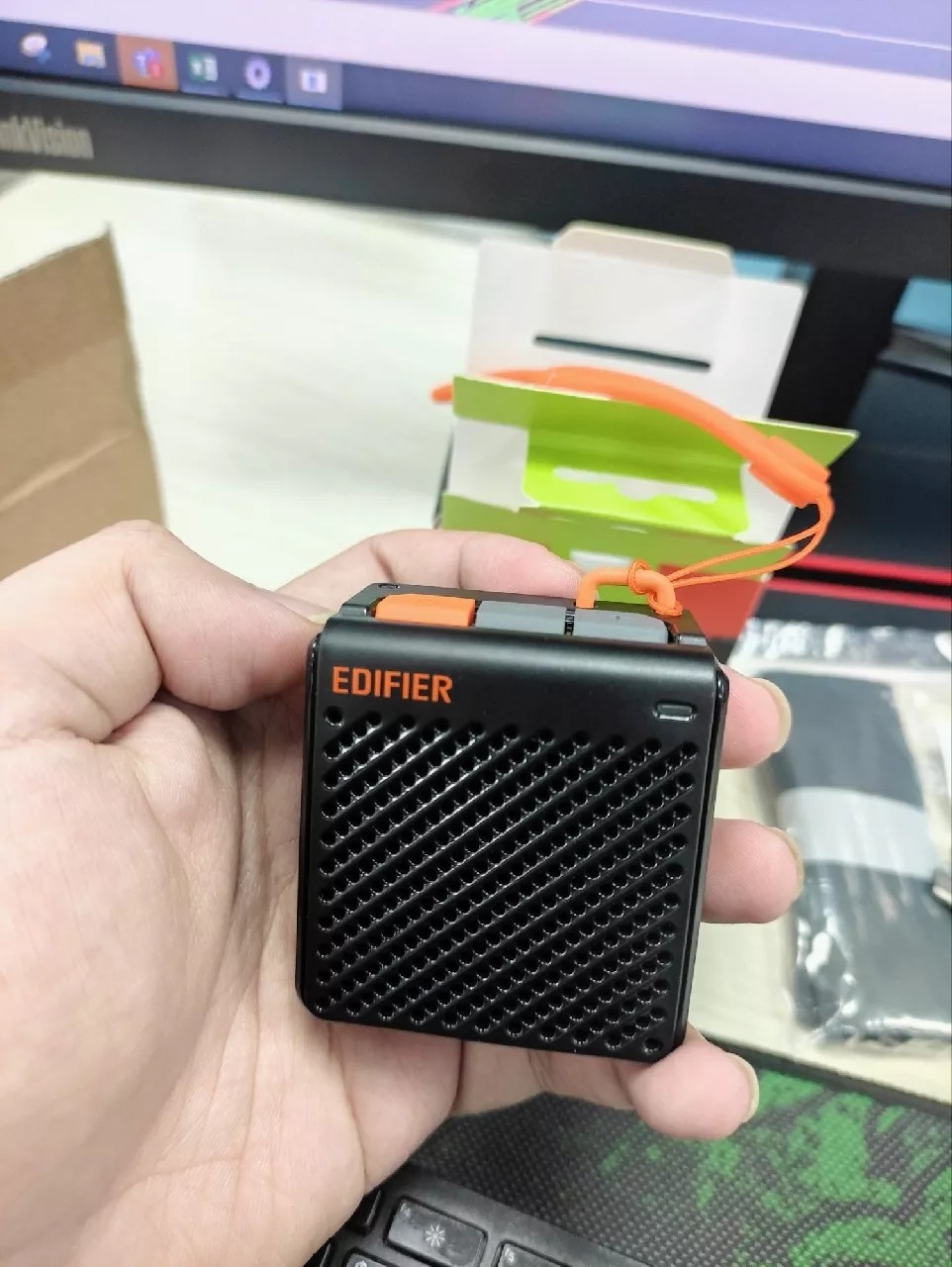 Loa Bluetooth Mini Edifier MP85 - Công Suất 2.2W, Kết Nối Bluetooth 5.3, Âm Thanh Chất Lượng, Nhỏ Gọn Tiện Lợi