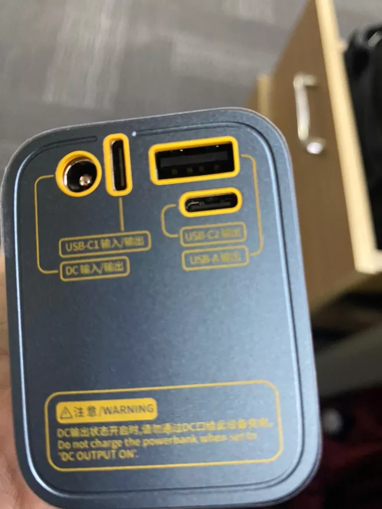 Pin sạc dự phòng Shargeek Storm 2 Liquid 25600mAh 100W - Thiết kế trong suốt, sạc nhanh PD 3.0 cho laptop & thiết bị di động.