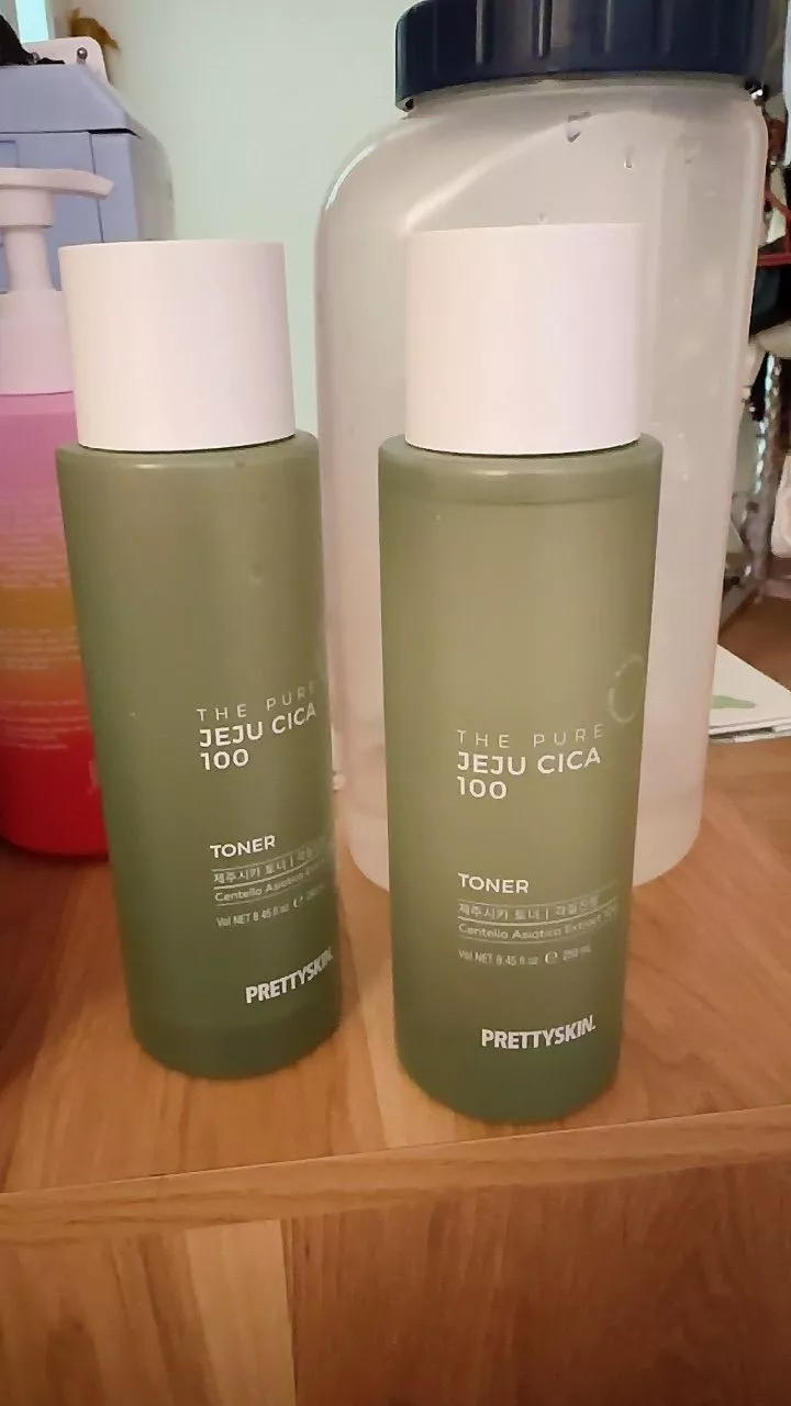 Toner Rau Má Pretty Skin The Pure Jeju Cica 100 - Chiết Xuất Từ Rau Má Thiên Nhiên, Phục Hồi Da Nhạy Cảm, 250ml