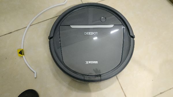 Robot hút bụi Ecovacs Deebot DD35 - Điều khiển từ xa, quét, hút và lau thông minh, thiết kế hiện đại và tiện lợi cho gia đình
