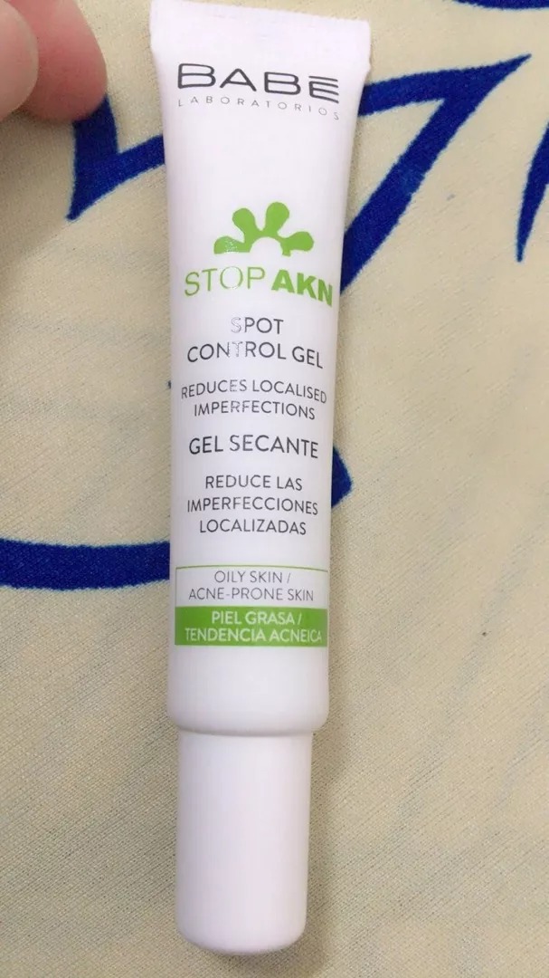 Gel chấm mụn Babe Stop AKN Spot Control 8ml - Giảm sưng viêm, gom cồi, kháng khuẩn cho da mụn hiệu quả.