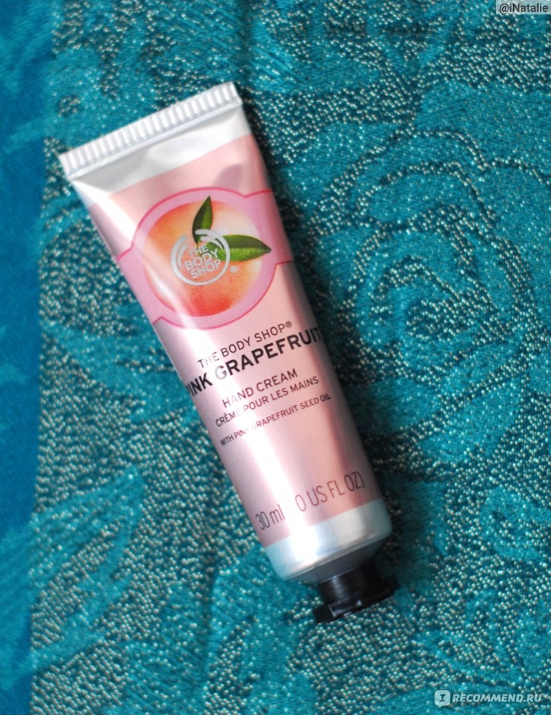Kem dưỡng tay The Body Shop Pink Grapefruit 30ml - Kem gel dưỡng ẩm da tay chiết xuất bưởi hồng, thấm nhanh, bảo vệ da mềm mại.