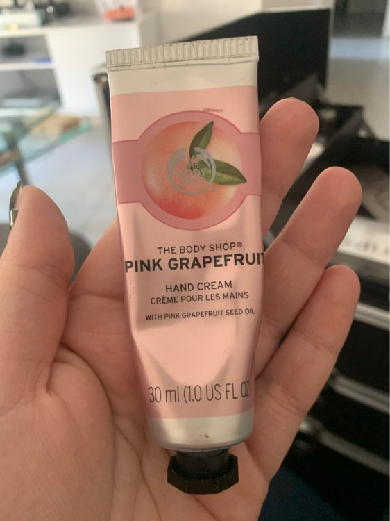 Kem dưỡng tay The Body Shop Pink Grapefruit 30ml - Kem gel dưỡng ẩm da tay chiết xuất bưởi hồng, thấm nhanh, bảo vệ da mềm mại.