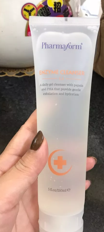 Sữa Rửa Mặt Pharmaform Enzyme Cleanser 150ml - Gel Làm Sạch Da Nhạy Cảm, Tẩy Tế Bào Chết, Giúp Da Sáng Mịn