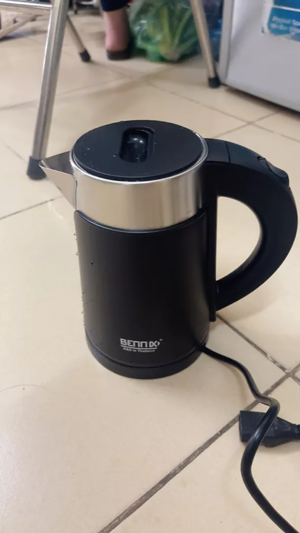 Ấm siêu tốc mini 2 lớp Bennix BN-008EK 0.8L - Thiết kế sang trọng, đun nước nhanh chóng, an toàn cho gia đình nhỏ và văn phòng