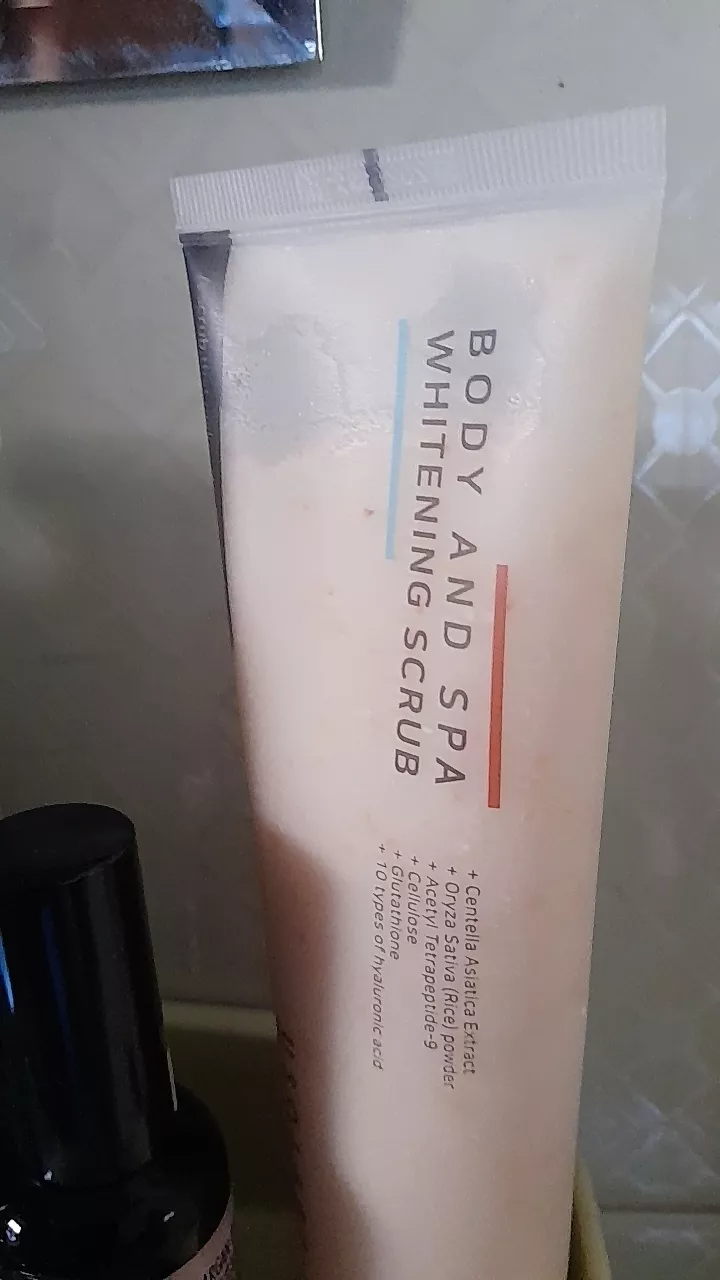 Tẩy Da Chết Toàn Thân Usolab Body And Spa Whitening Scrub 200ml - Giúp Da Sáng Mịn, Loại Bỏ Tạp Chất và Dầu Thừa, Chất Lượng Cao