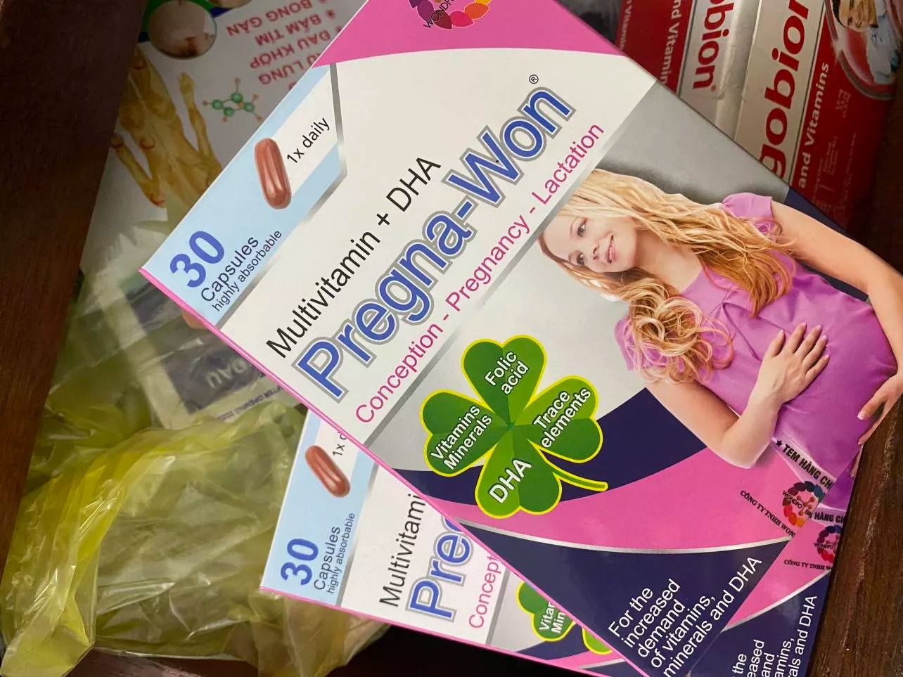 Viên uống Pregna-Won Multivitamin + DHA cho bà bầu - hỗ trợ sức khỏe mẹ và bé, giảm rạn da, 30 viên chính hãng