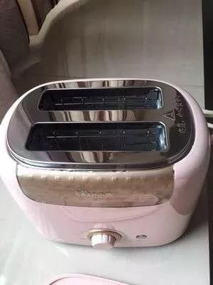 Máy Nướng Bánh Mỳ Bear DSL 601 - 680W, Thiết Kế Đẹp Mắt, Chống Dính Teflon, Nướng Đều Hai Mặt, Tiện Dụng Cho Mọi Nhà Bếp