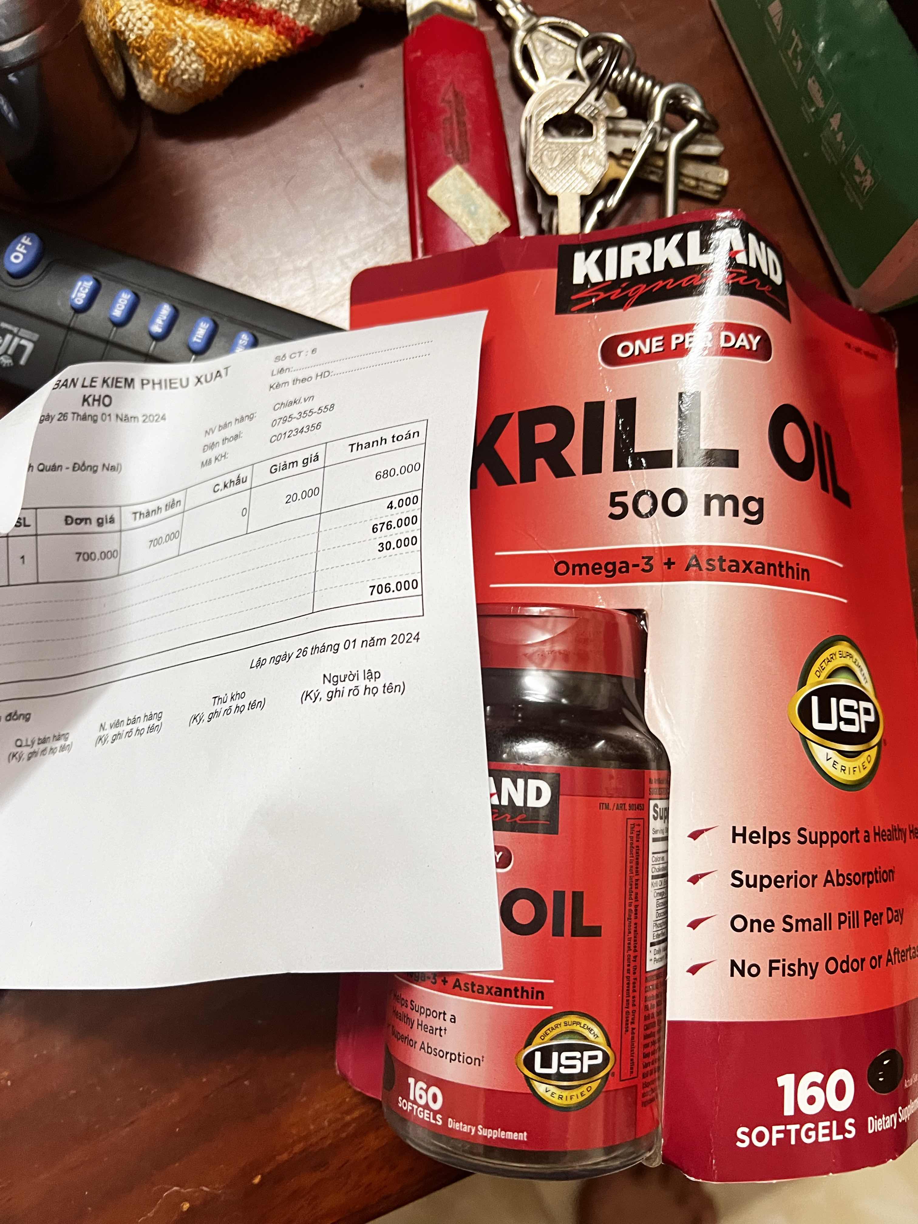 Viên uống dầu tôm Kirkland Signature Krill Oil 500mg - Tốt cho sức khỏe tim mạch, Omega-3 và Astaxanthin tự nhiên