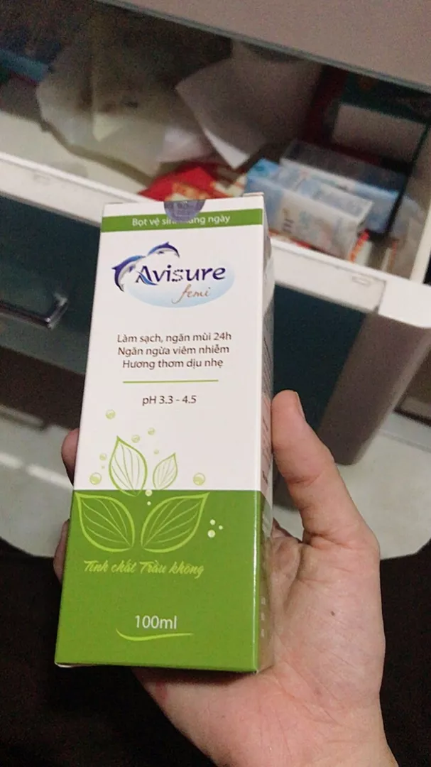 Dung dịch vệ sinh phụ nữ Avisure Femi chiết xuất trầu không - Công thức làm sạch nhẹ nhàng và kháng khuẩn cho sức khỏe phái đẹp 100ml