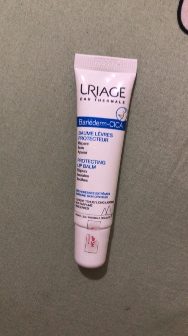 Son Dưỡng Môi Uriage Stick Lèvres Hydratant - Bảo Vệ Độ Ẩm, Ngăn Ngừa Bong Tróc, Xóa Mờ Rãnh Nhăn - Chăm Sóc Môi Mịn Màng