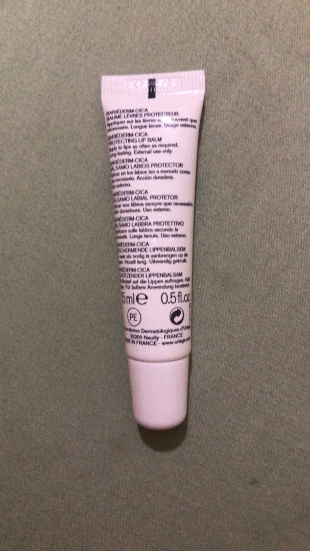 Son Dưỡng Môi Uriage Stick Lèvres Hydratant - Bảo Vệ Độ Ẩm, Ngăn Ngừa Bong Tróc, Xóa Mờ Rãnh Nhăn - Chăm Sóc Môi Mịn Màng