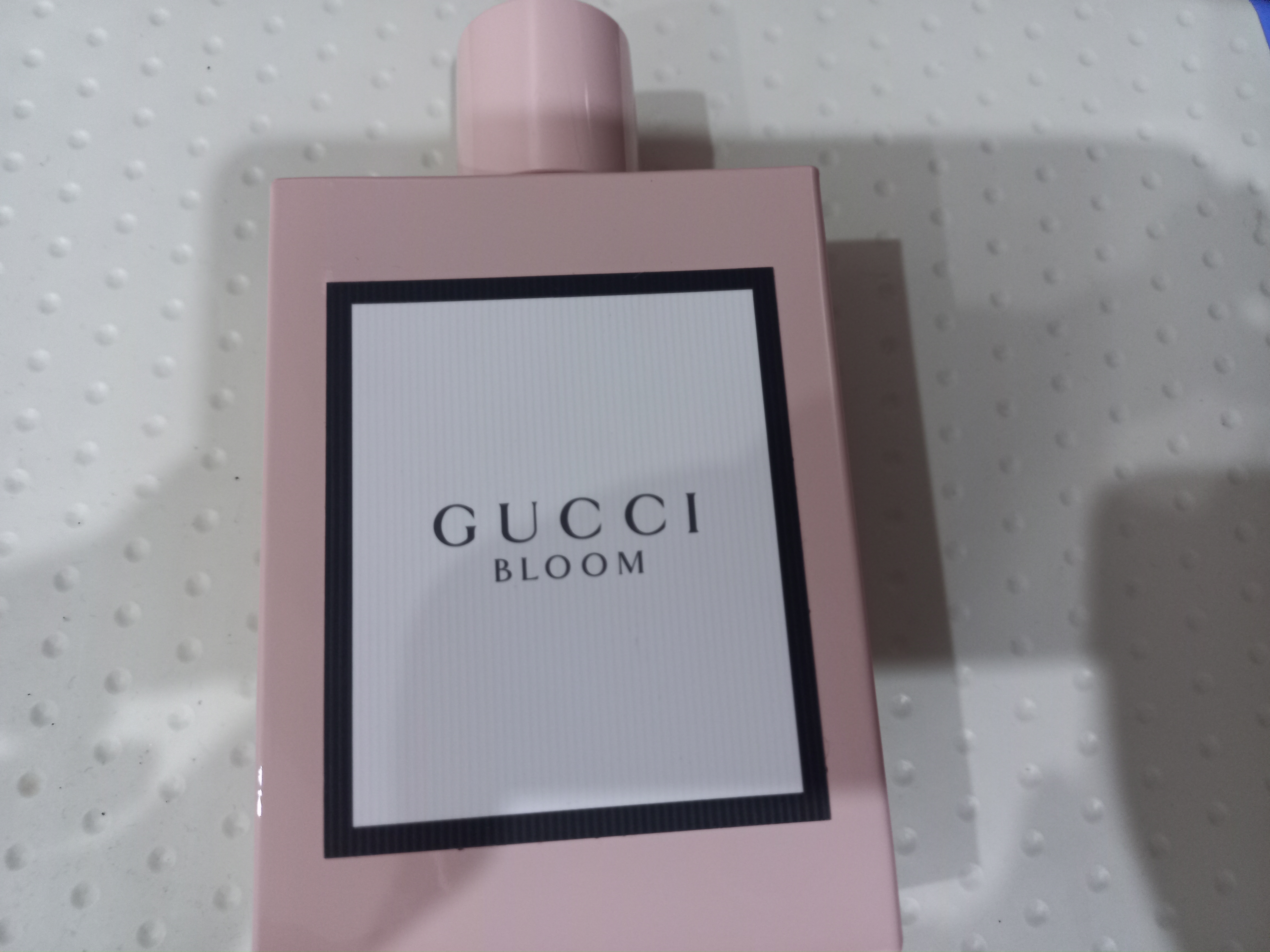Nước hoa nữ Gucci Bloom - Hương hoa nhẹ nhàng, thanh lịch, phù hợp cho phái đẹp - Sản phẩm chiết và full size
