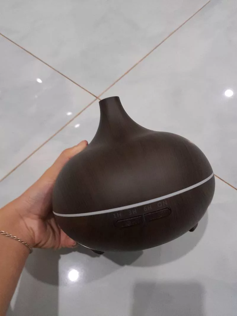 Máy Phun Sương Tạo Ẩm Jiashi MPS05 550ml - Đèn LED Nhiều Màu, Phun Sương Tinh Dầu, Điều Khiển Từ Xa, Thiết Kế Hiện Đại