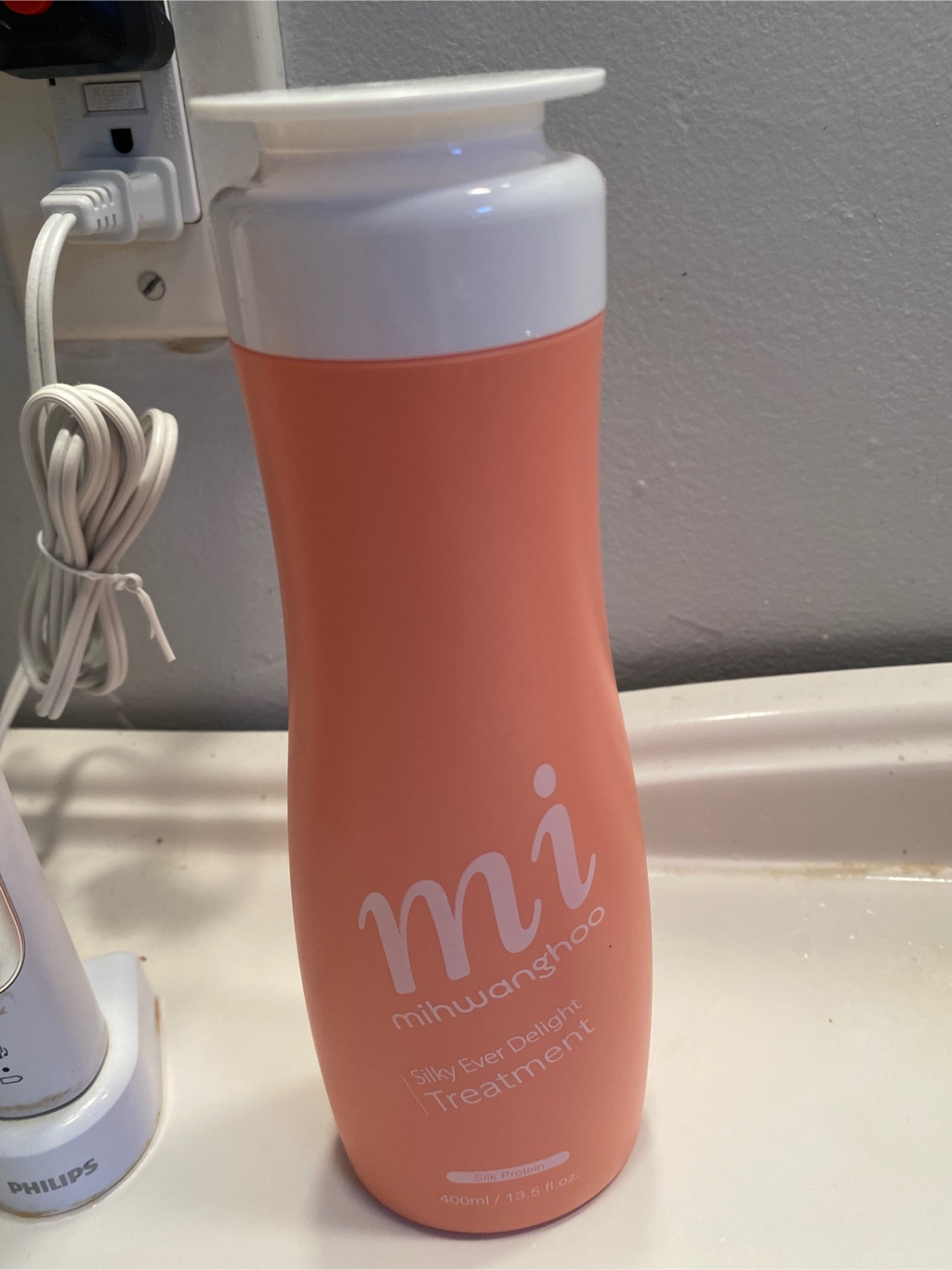 Dầu xả Mihwanghoo Silky Ever Delight Treatment 400ml - Chăm sóc tóc hư tổn, phục hồi sức sống, mềm mượt với chiết xuất tơ tằm quý giá