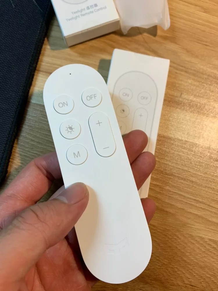 Điều khiển Đèn Trần Từ Xa Yeelight Remote - Thiết Bị Thông Minh, Dễ Dàng Sử Dụng, Phù Hợp Mọi Không Gian Nội Thất