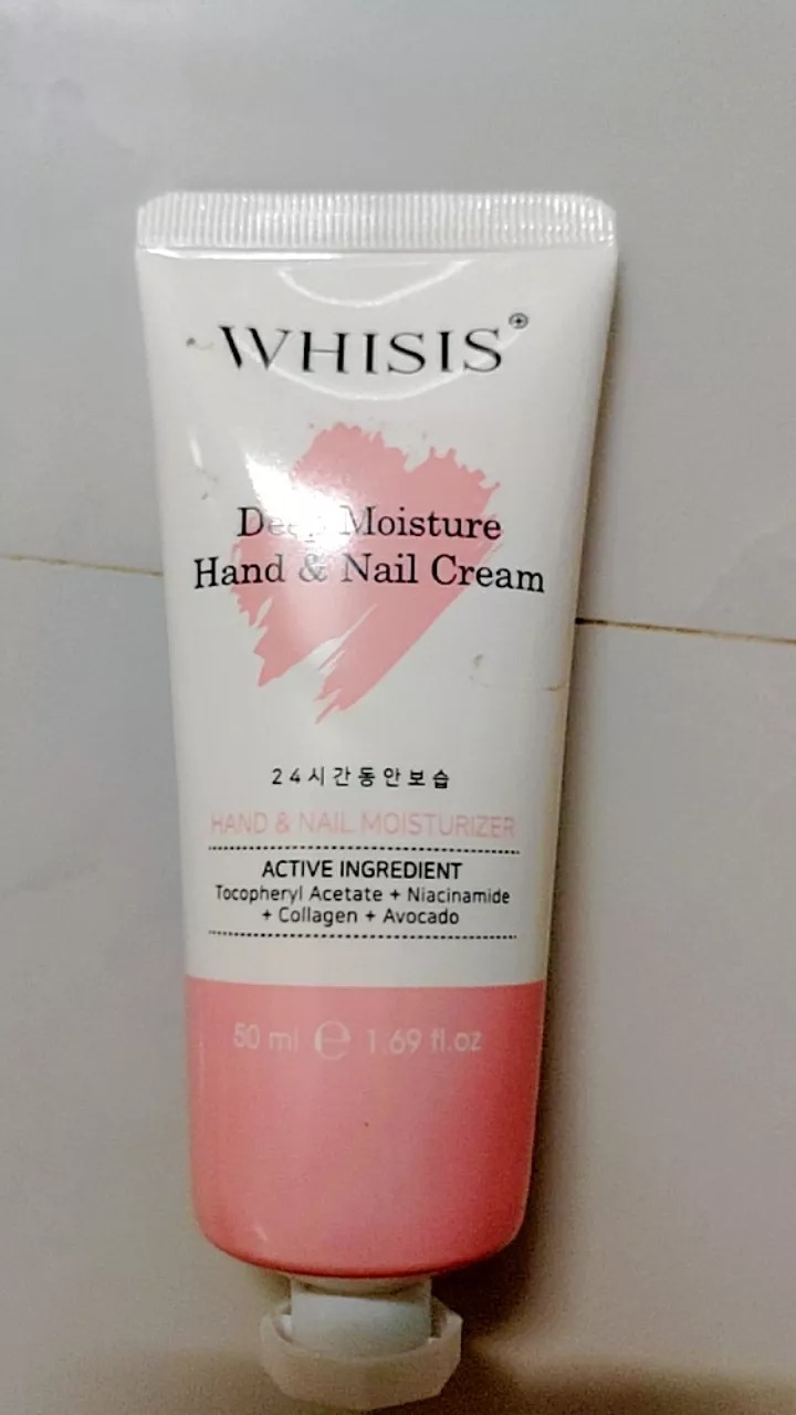 Kem dưỡng da tay hương nước hoa Whisis Deep Moisture Hand & Nail Cream