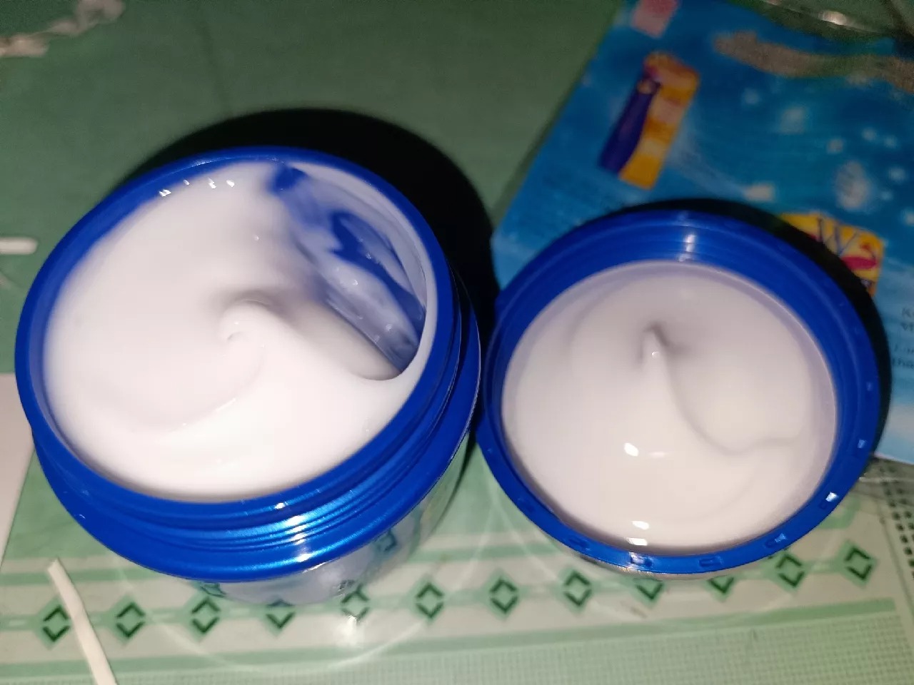 Kem Dưỡng Sáng Da Meishoku Whitening Essence Cream 55g - Giúp Làm Mờ Vết Thâm, Đốm Nâu, Tàn Nhang - Dưỡng Ẩm, Làm Mịn Da, Từ Nhật Bản
