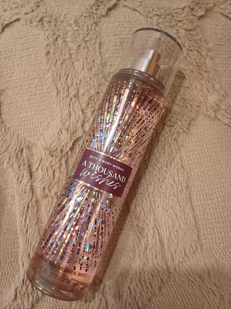 Xịt Thơm Bath & Body Works A Thousand Wishes 236ml - Hương Quế Nữ Tính Ngọt Ngào Từ Champagne và Hoa Mẫu Đơn