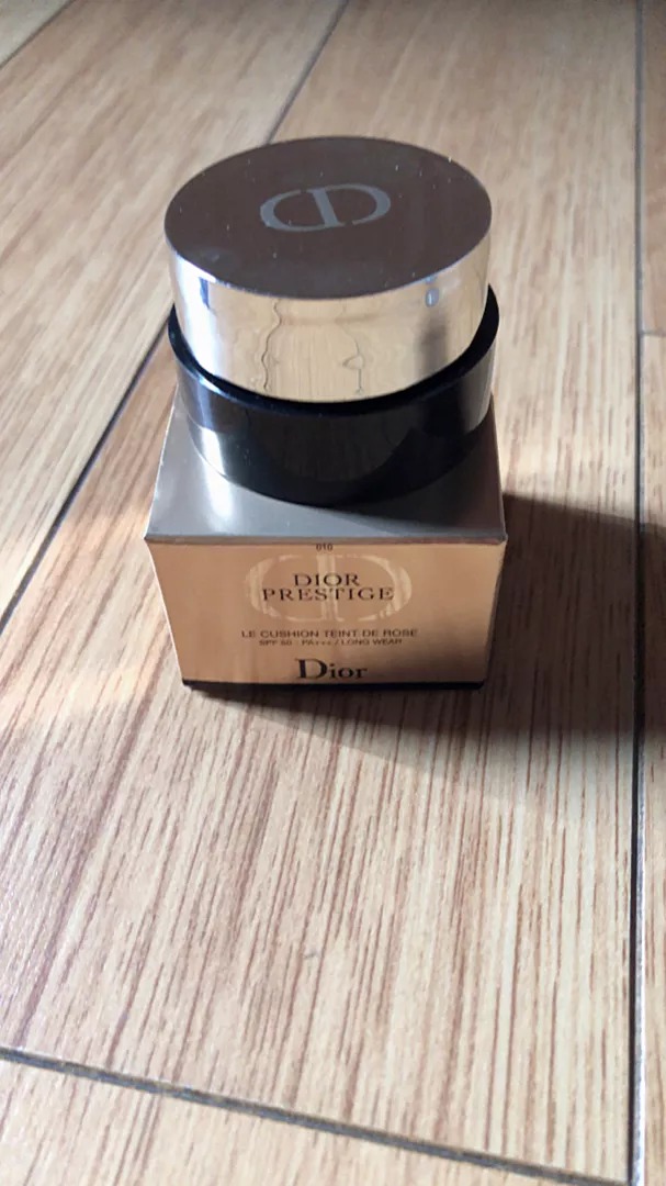 Phấn Nước Dior Prestige Le Cushion Teint De Rose 010 - Lớp Nền Matte Tự Nhiên, SPF 50+, Che Khuyết Điểm Hoàn Hảo 4g