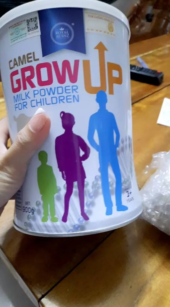 Sữa Bột Hỗ Trợ Tăng Chiều Cao Royal Ausnz Camel Grow Up Milk Powder 900g - Dinh Dưỡng Tối Ưu Cho Trẻ Từ 3-14 Tuổi