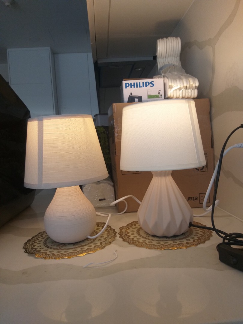 Đèn Ngủ Gốm Sứ Huta Light For Life S13 - Đèn Bàn Trang Trí Thiết Kế Thanh Lịch, Ánh Sáng Vàng Ấm Thư Giãn Gợi Cảm Hứng