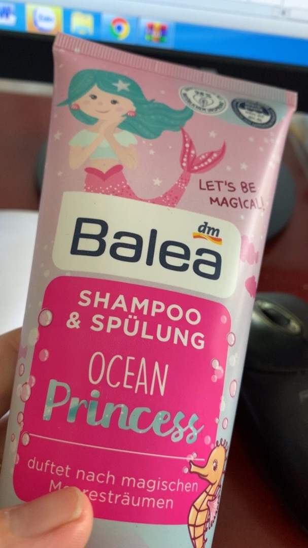 Dầu Gội Xả 2in1 Balea Princess cho Bé Gái - Dưỡng Tóc Mềm Mượt, Thiết Kế Công Chúa Dễ Thương, Mùi Hương Trái Cây Ngọt Ngào 200ml