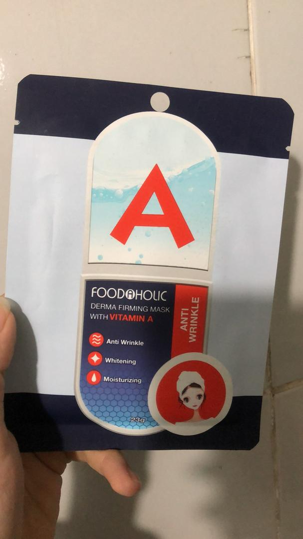 Hộp 10 mặt nạ trẻ hóa da Foodaholic Derma Firming Mask With Vitamin A
