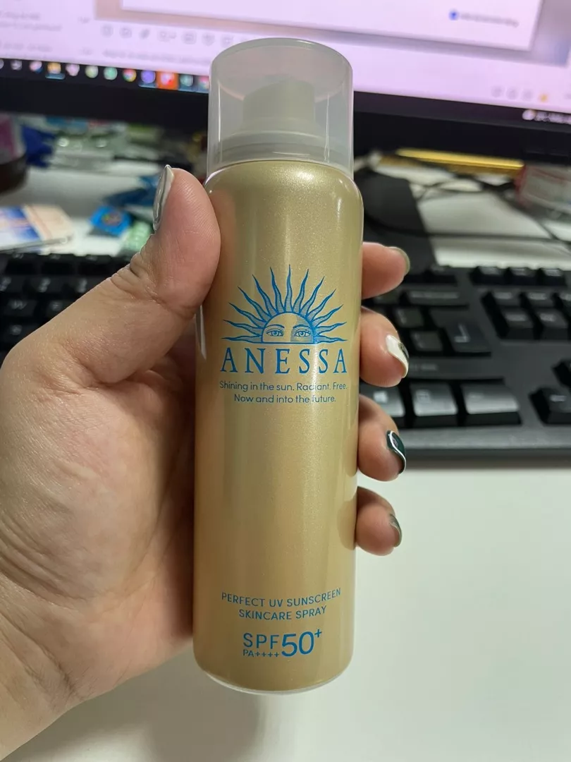 Xịt Chống Nắng Anessa Perfect UV SPF50+ PA++++ 60g - Dưỡng Da Đa Năng, Khả Năng Chống Nước Tối Ưu Cho Mặt và Toàn Thân